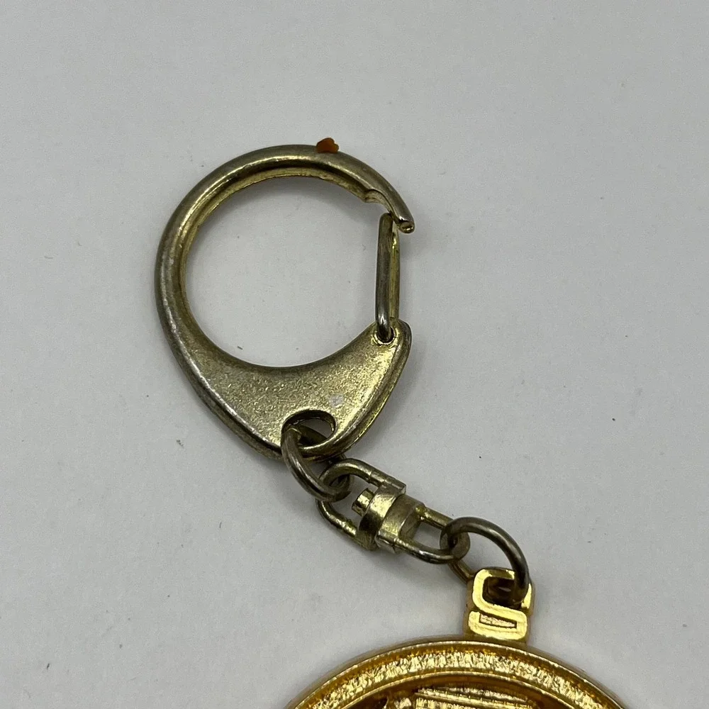 VTG SAP Polyne Paris  Souvenir Keychain Gold Tone Eiffel Tower‎ Sacré-Cœur 1992